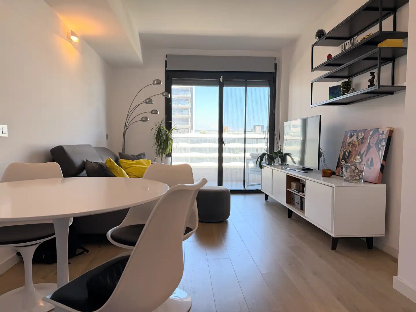Sala de estar de Piso en venta en Badalona con Balcón y Piscina comunitaria