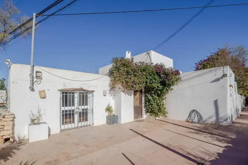 Vista exterior de Terreno en venta en Santa Eulària des Riu