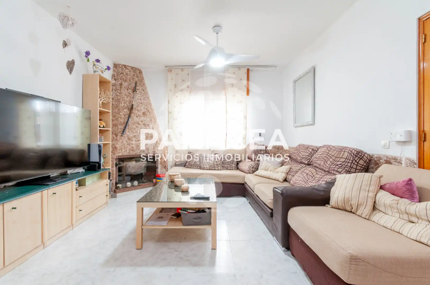 Houses for sale in Roquetas Pueblo