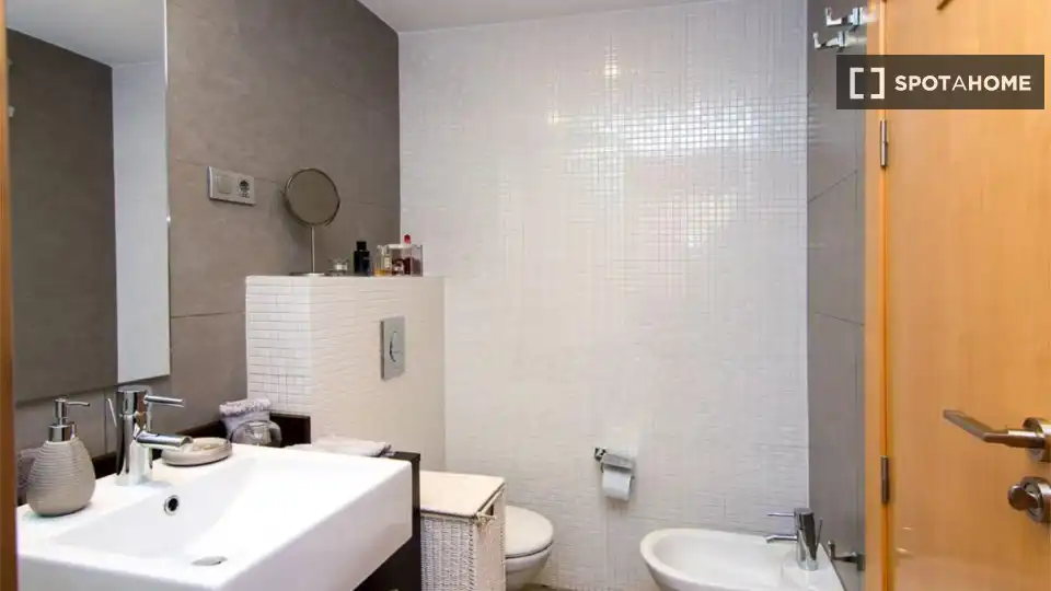 Room in Campus de la Salud