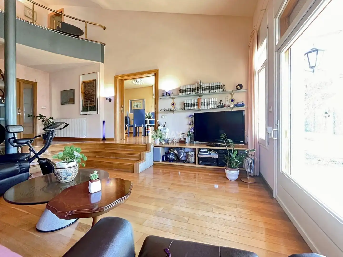 Sala d'estar de Casa o xalet en venda en Roses amb Aire condicionat, Calefacció i Jardí privat