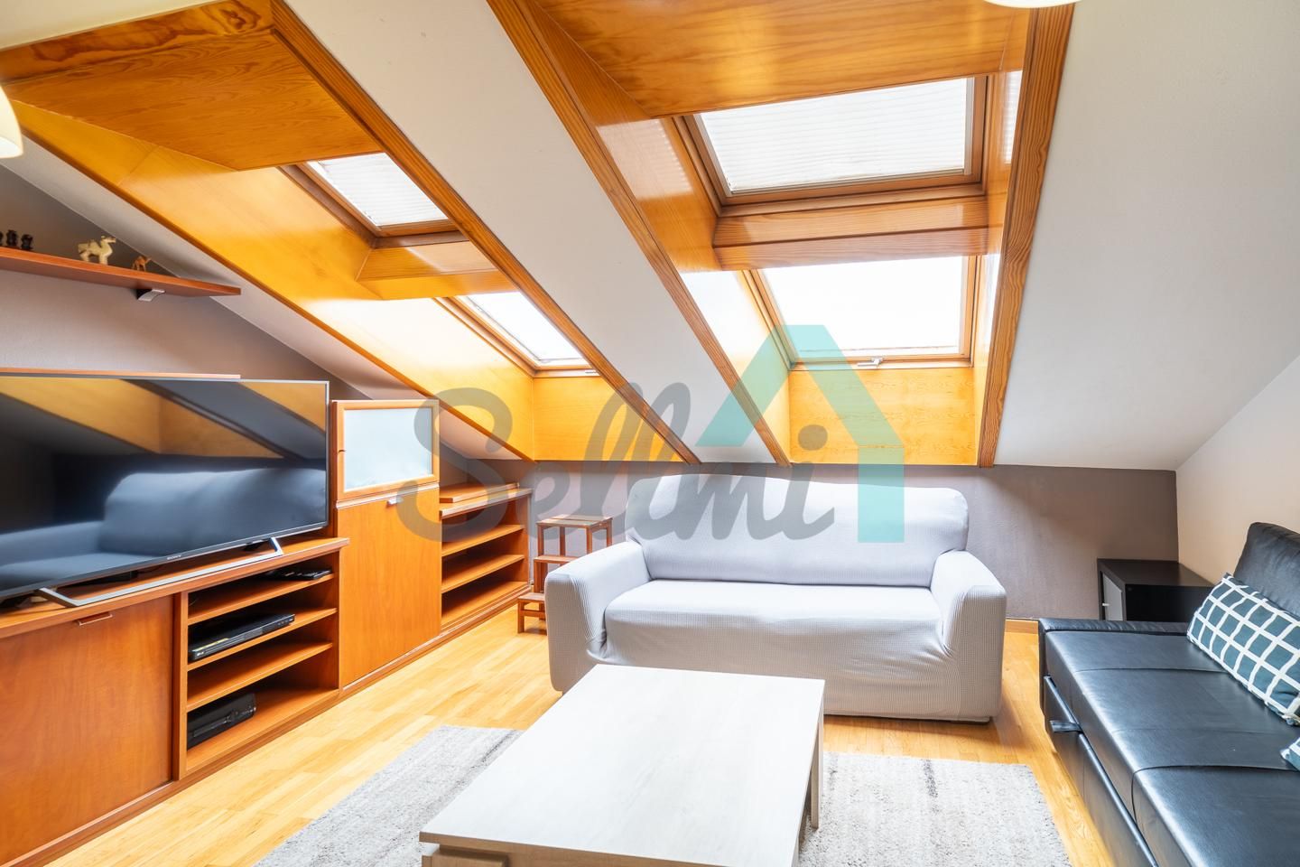 Sala d'estar de Pis en venda en Gijón  amb Calefacció i Parquet