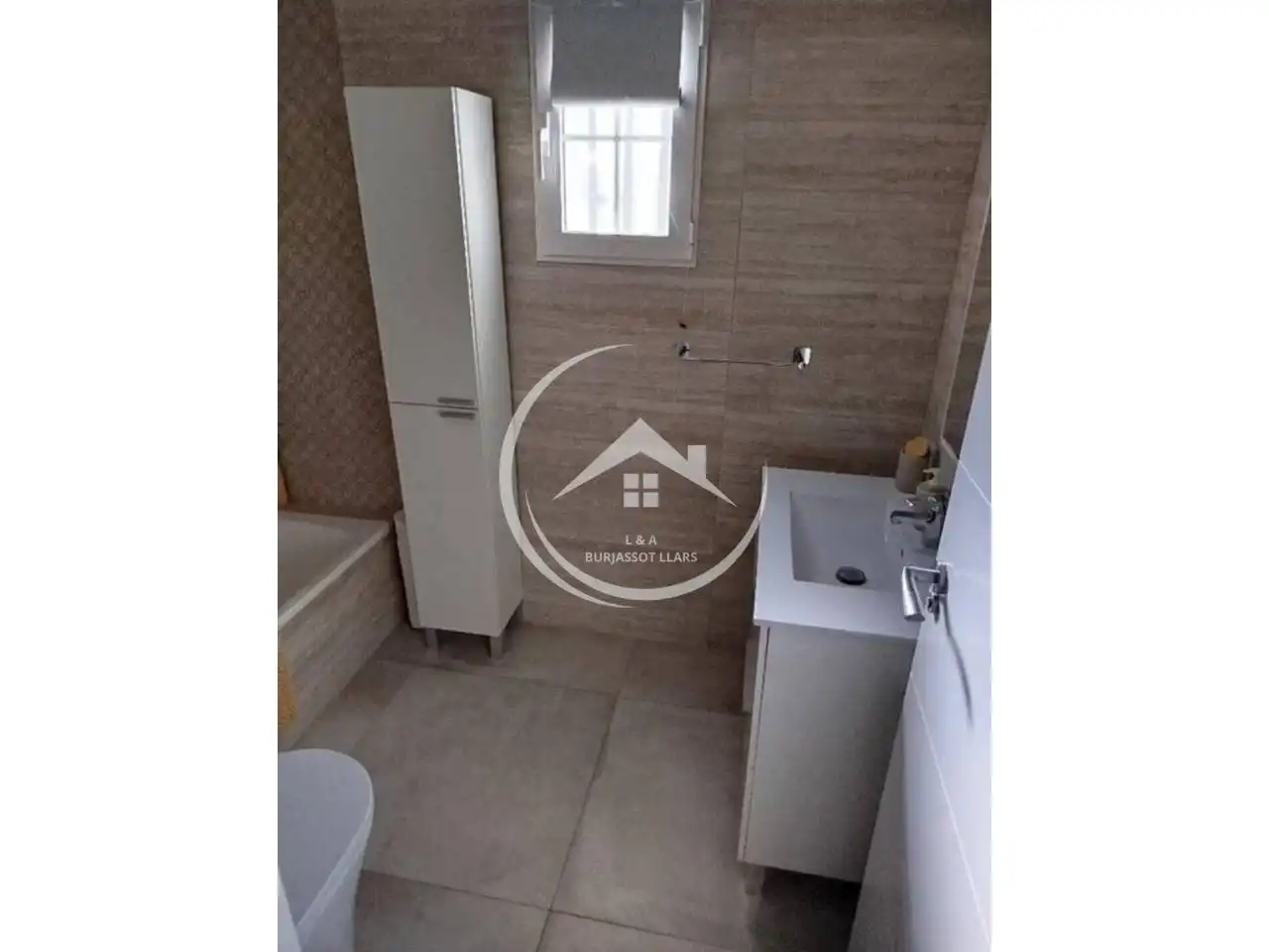Bany de Casa o xalet en venda en Riba-roja de Túria amb Aire condicionat, Jardí privat i Terrassa