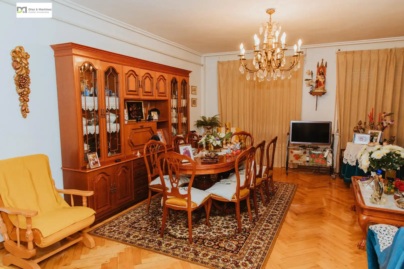 Dining room of Houses for sale in Cacabelos  with Parquet flooring
