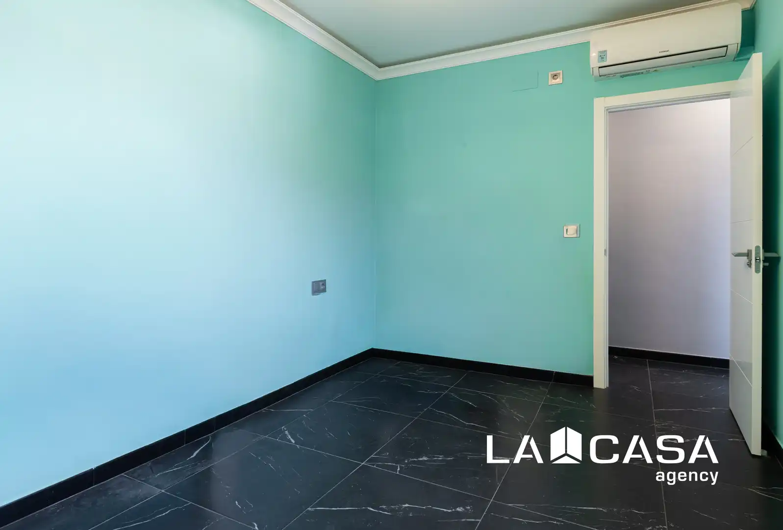 Casa o xalet en venda en Dos Hermanas amb Aire condicionat, Terrassa i Traster