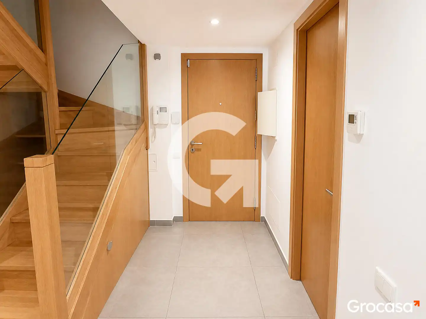 Piso en venta en Sant Vicenç Dels Horts con Aire acondicionado, Calefacción y Terraza
