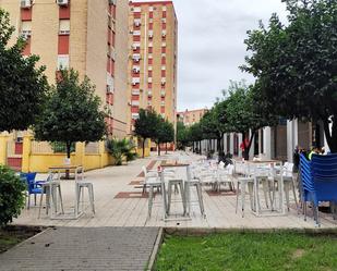 Vista exterior de Local de lloguer en Castilleja de la Cuesta amb Aire condicionat