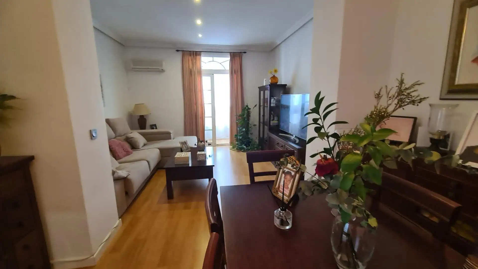 Sala d'estar de Pis en venda en Cádiz amb Aire condicionat, Traster i Balcó