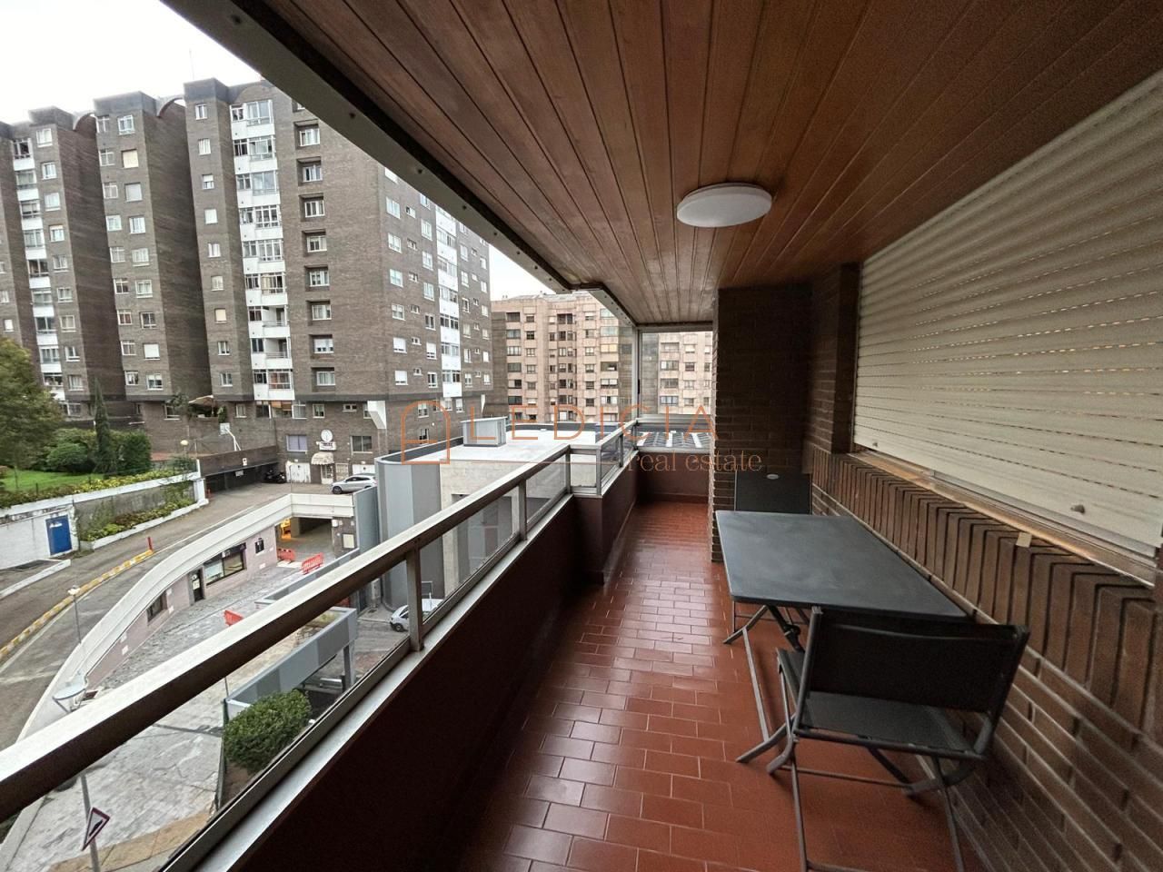 Terrace of Flat to rent in Vigo   with Heating, Parquet flooring and Terrace