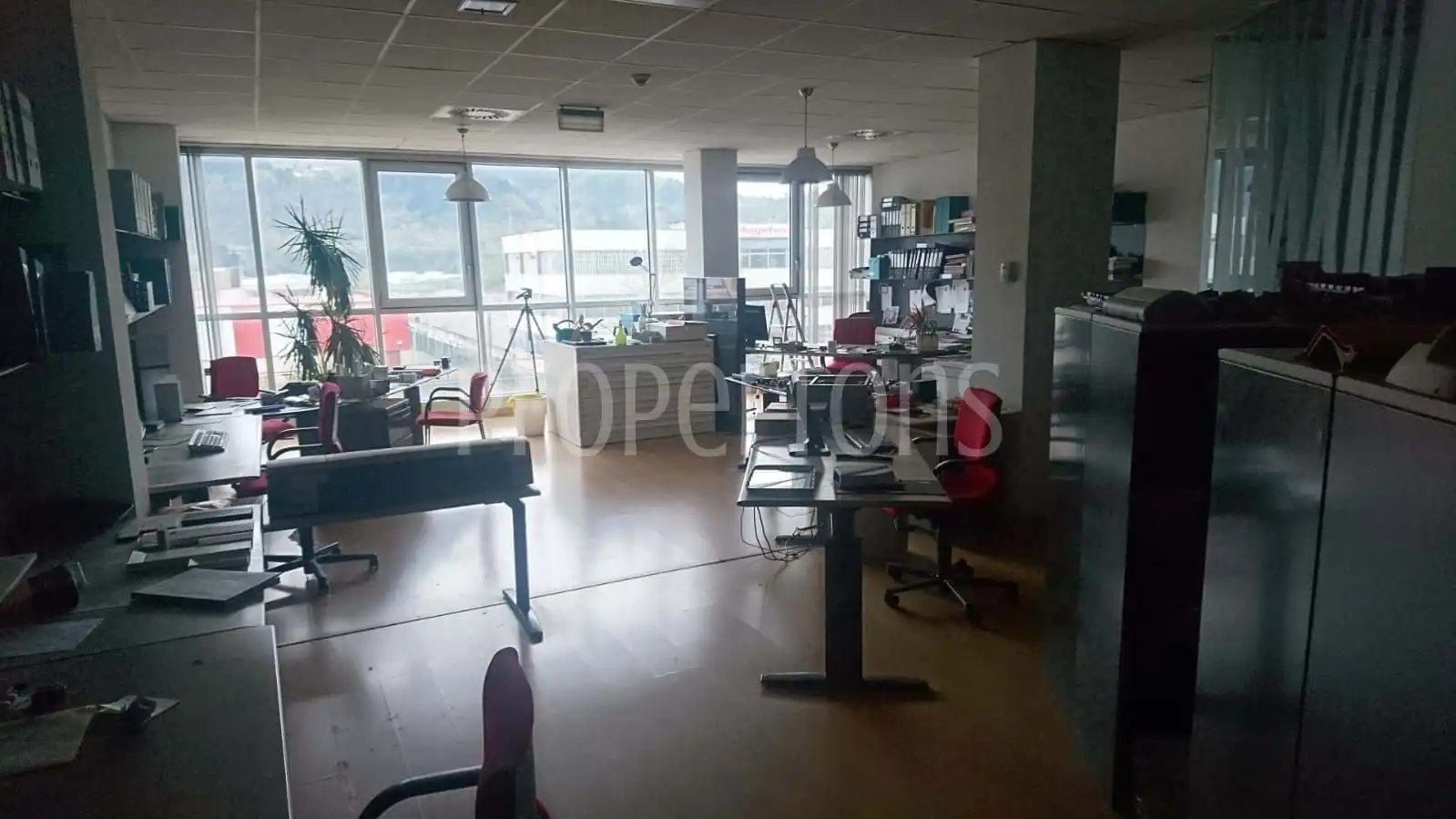 Oficina de alquiler en Derio