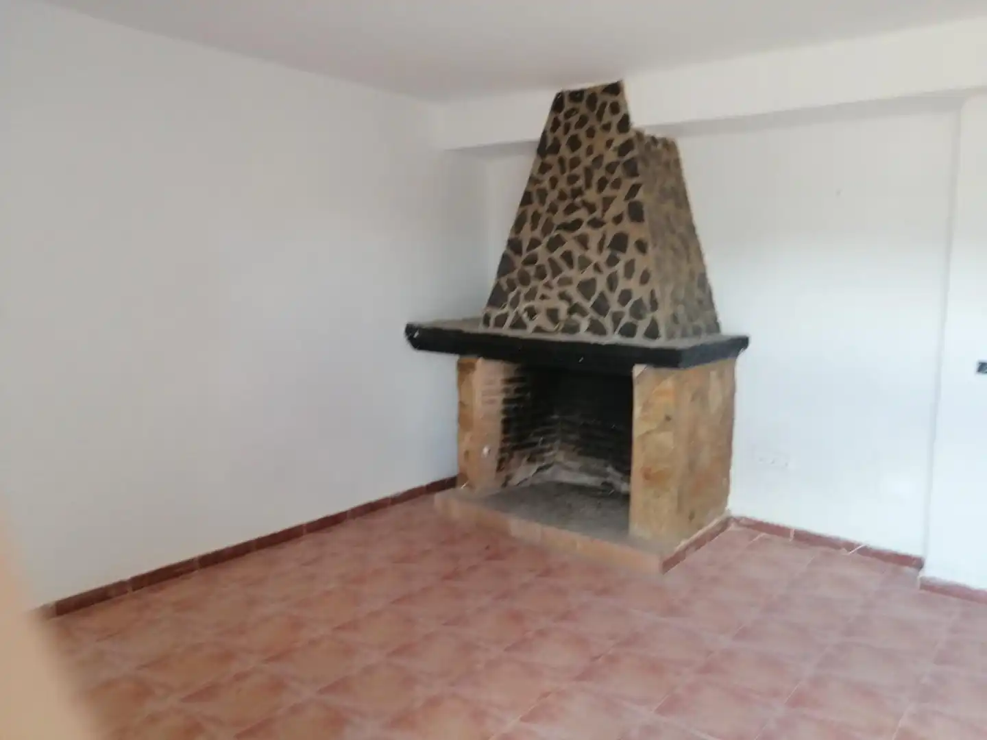 Sala d'estar de Casa adosada en venda en Alcoba, Ciudad Real
