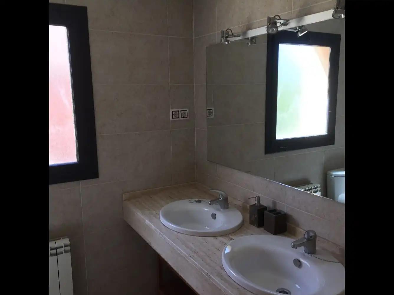 Baño de Casa o chalet en venta en Tarragona con Aire acondicionado, Calefacción y Jardín privado