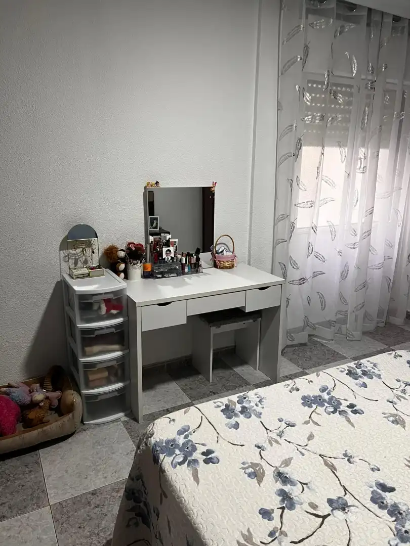 Habitación de Piso en venta en Puertollano con Aire acondicionado, Calefacción y Amueblado