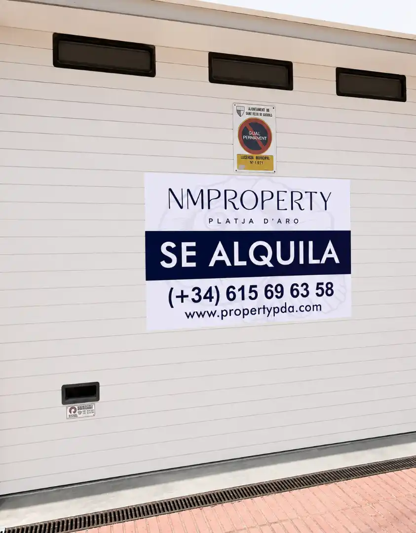 Vista exterior de Local de alquiler en Sant Feliu de Guíxols