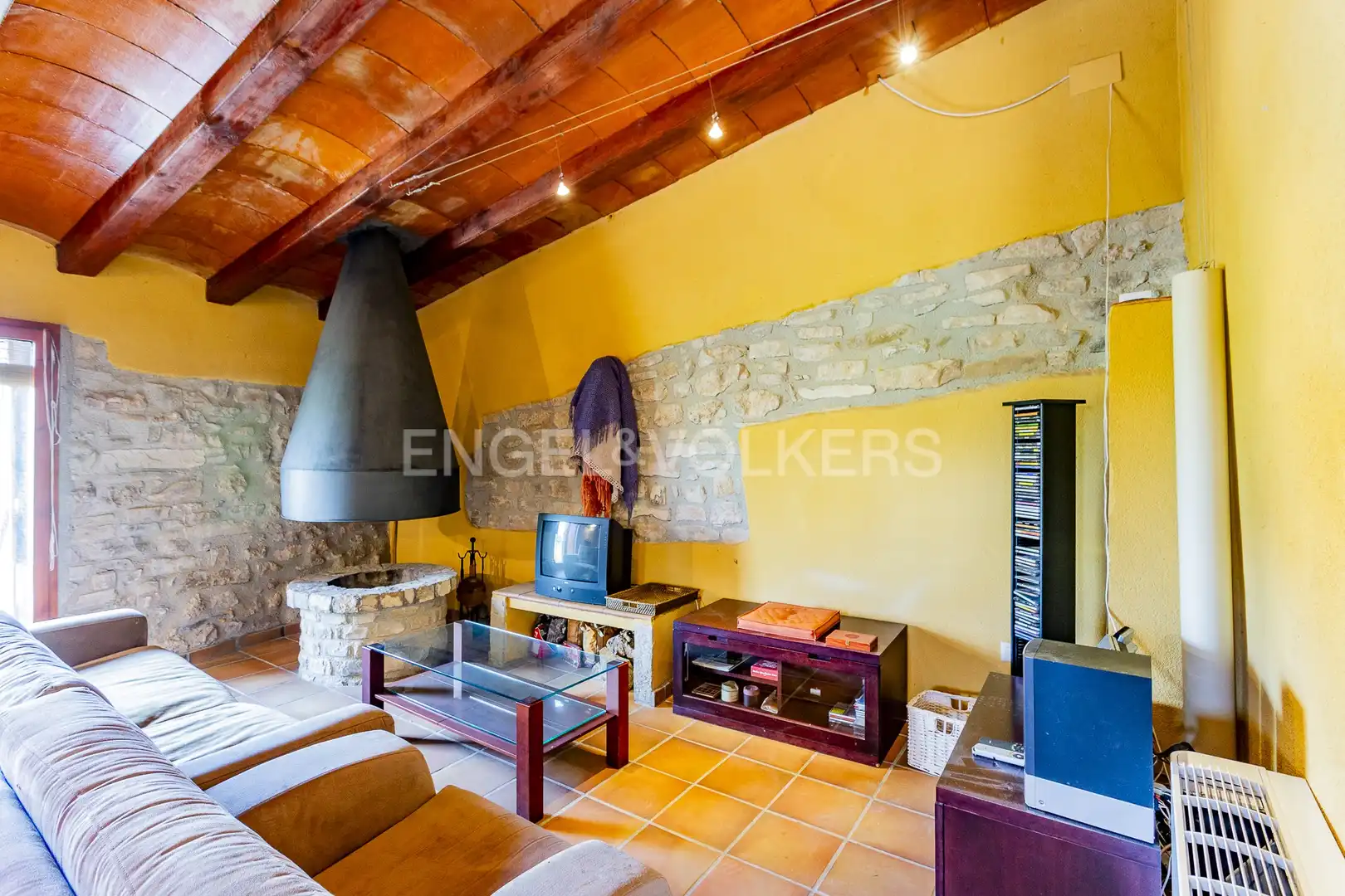 Sala de estar de Casa o chalet en venta en Bellprat con Calefacción, Parquet y Terraza