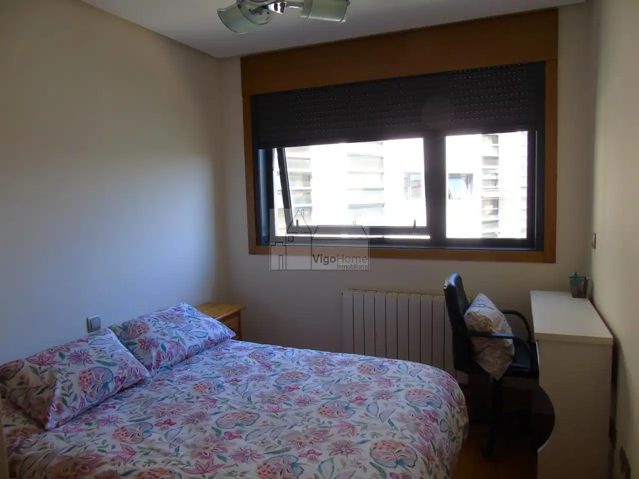 Bedroom of Flat for rent in Vigo   with Heating, Swimming Pool and Furnished