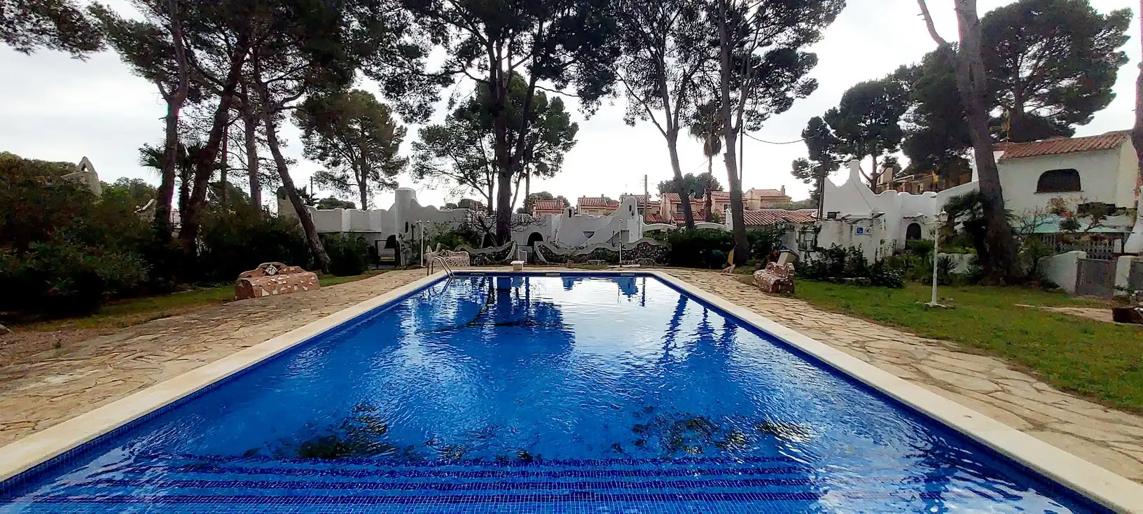 Piscina de Casa adosada en venta en Mont-roig del Camp con Terraza y Piscina comunitaria
