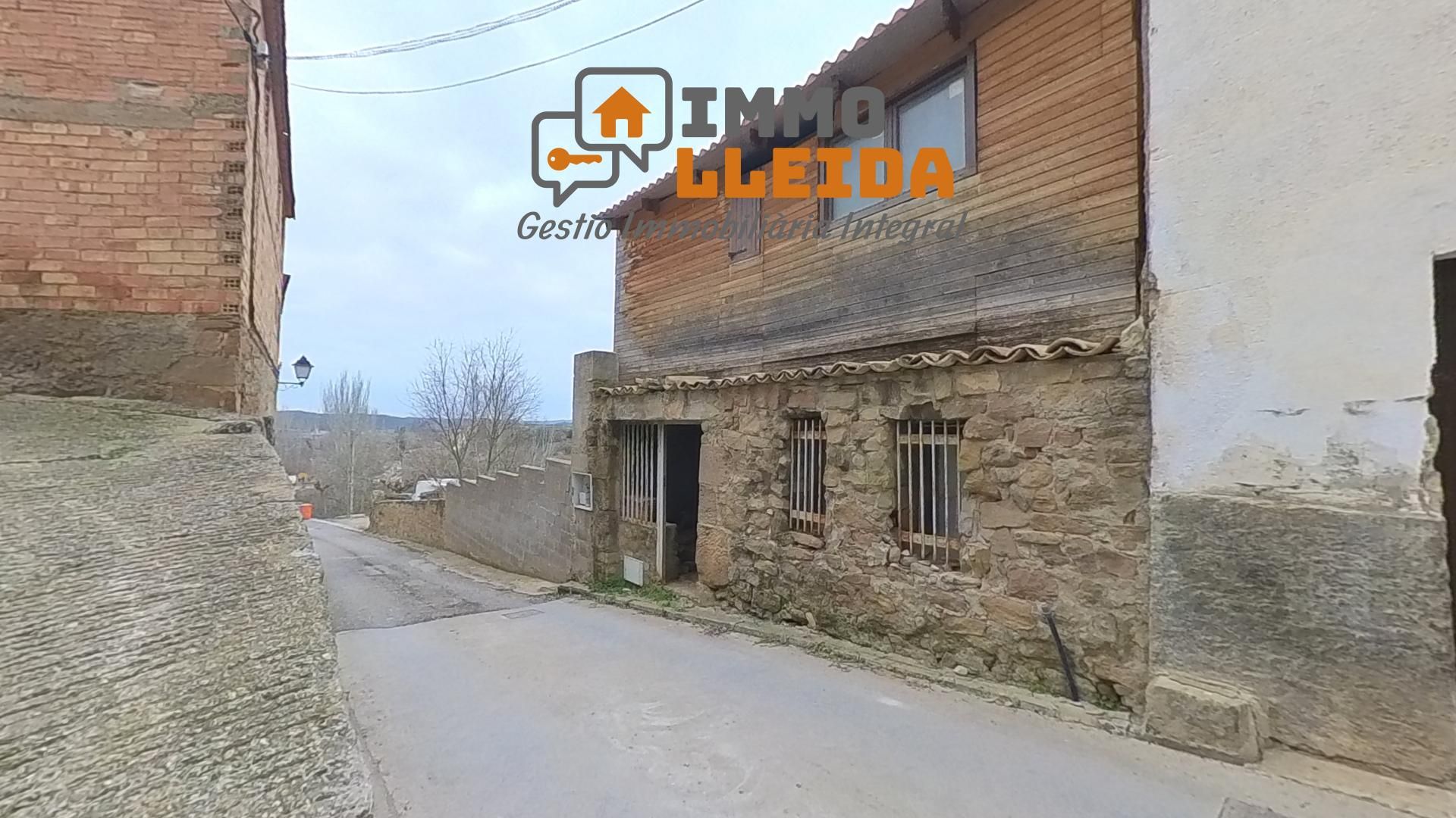 Exterior view of Single-family semi-detached for sale in Vilanova de l'Aguda  with Internet