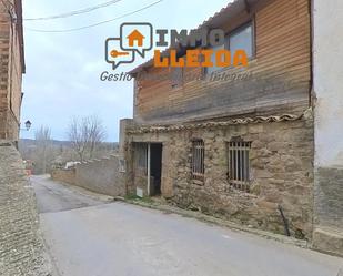 Vista exterior de Casa adosada en venda en Vilanova de l'Aguda amb Internet