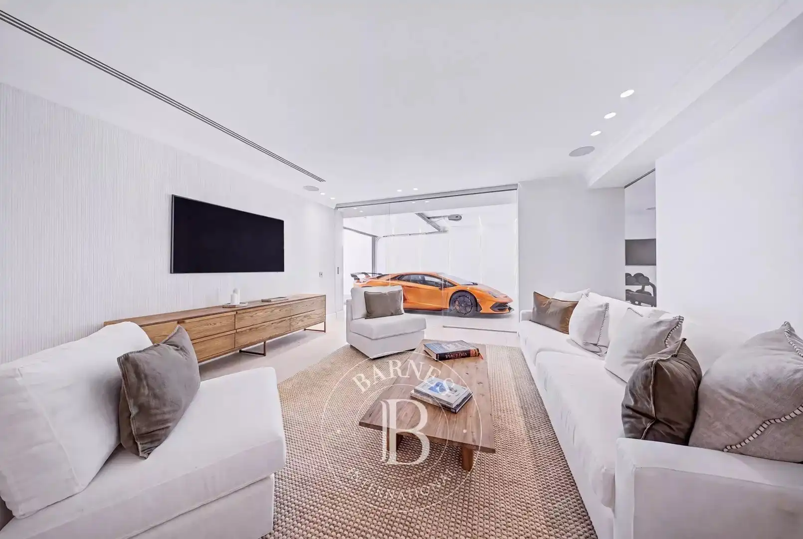 Living room of Houses for sale in Marbella  with Air Conditioner, Heating and Swimming Pool