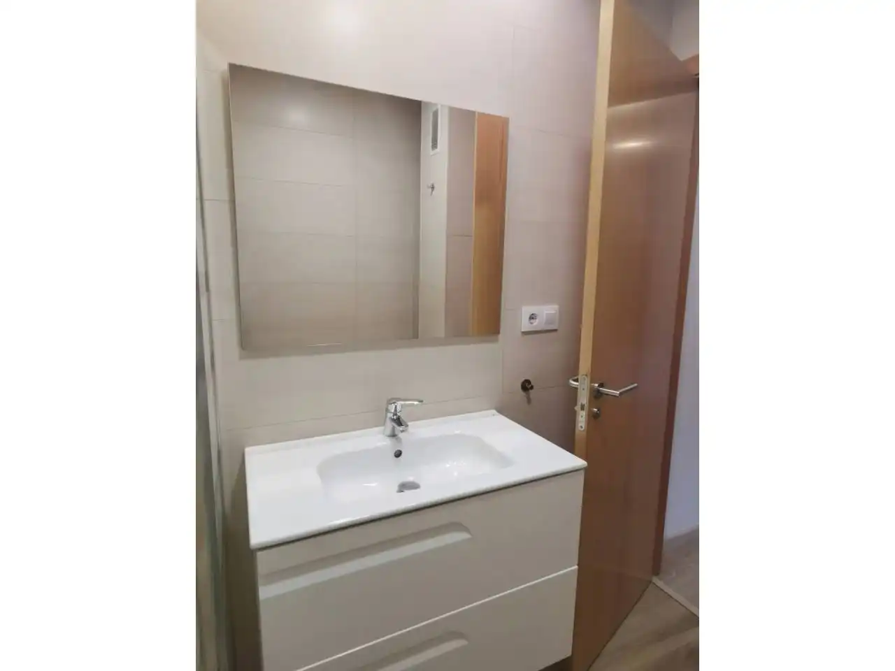 Badezimmer von Wohnung zur Miete in Valencia mit Balkon