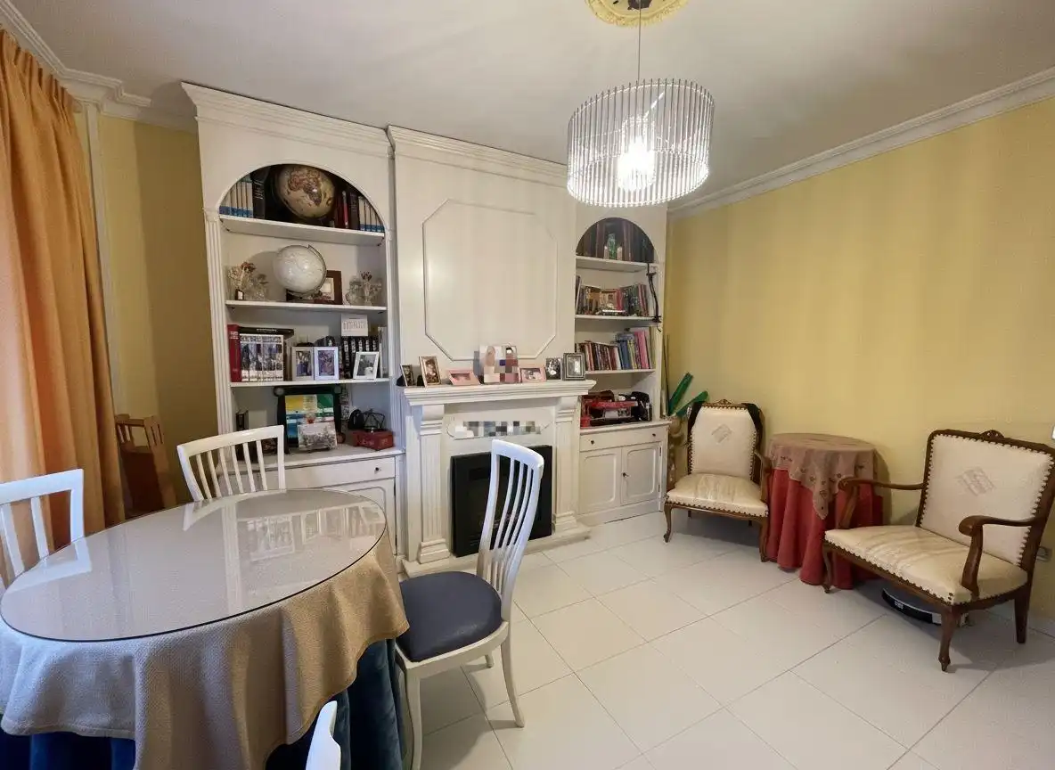 Flat for sale in El Plantinar – Avda. La Paz - El Juncal
