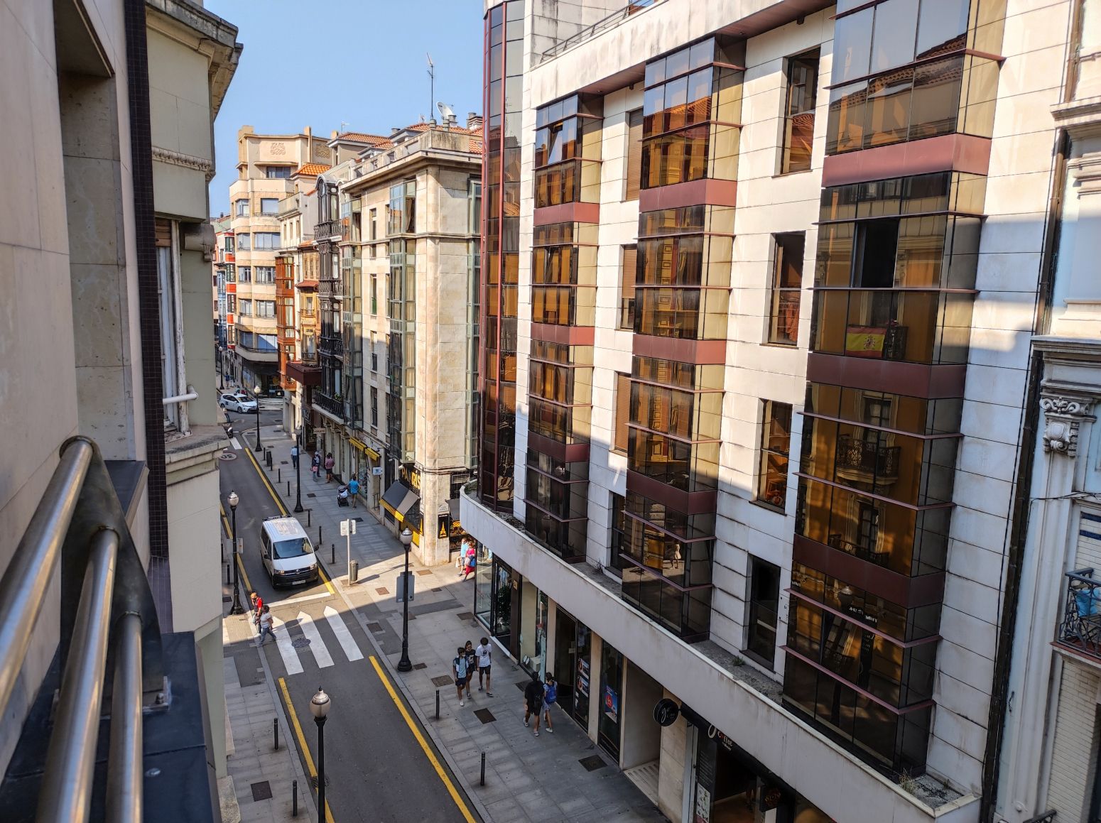 Vista exterior de Pis en venda en Gijón  amb Calefacció, Traster i Balcó