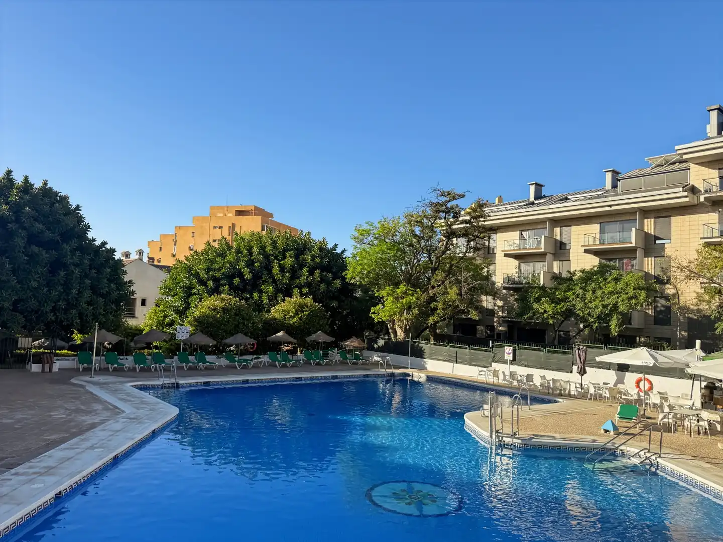 Swimming pool of Apartments for sale in Benalmádena  with Air Conditioner, Terrace and Furnished