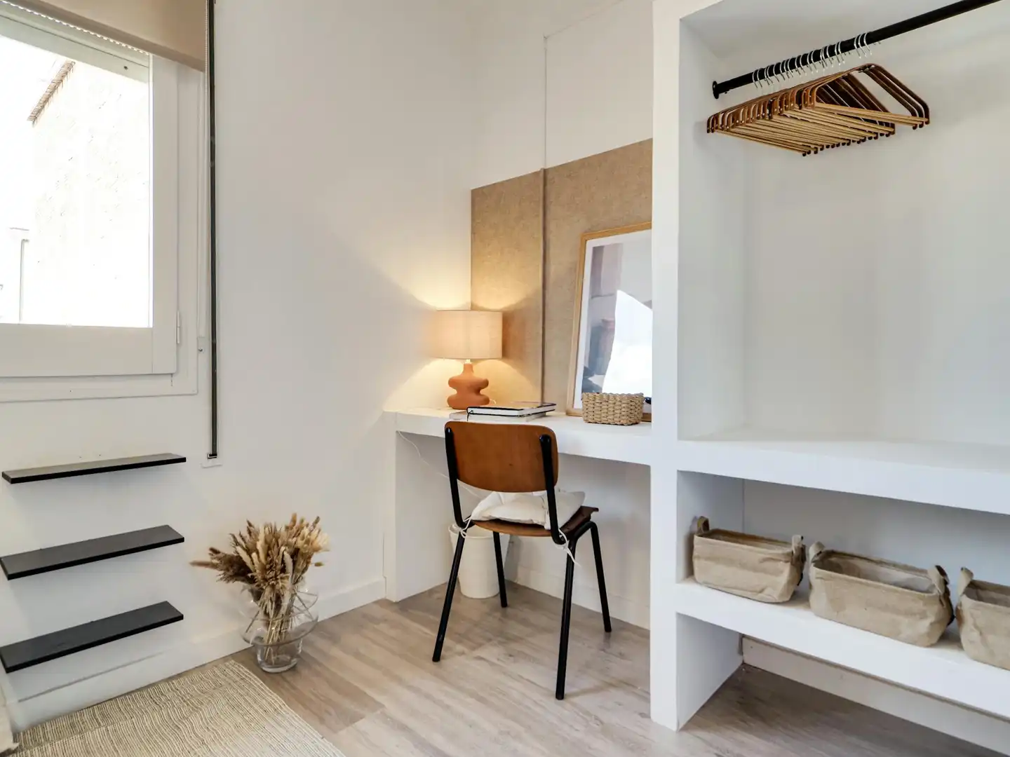 Schlafzimmer von Wohnung zur untervermieten in Barcelona mit Heizung, Privatgarten und Möbliert