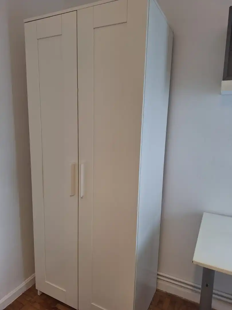 Dormitori de Pis de lloguer en Gijón  amb Calefacció, Parquet i Balcó