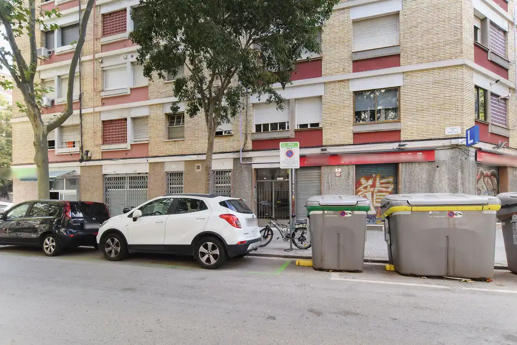 Aparcament de Pis en venda en Barcelona