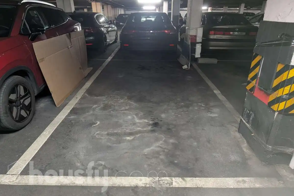 Parking de Piso de alquiler en Alcalá de Henares con Aire acondicionado, Calefacción y Parquet