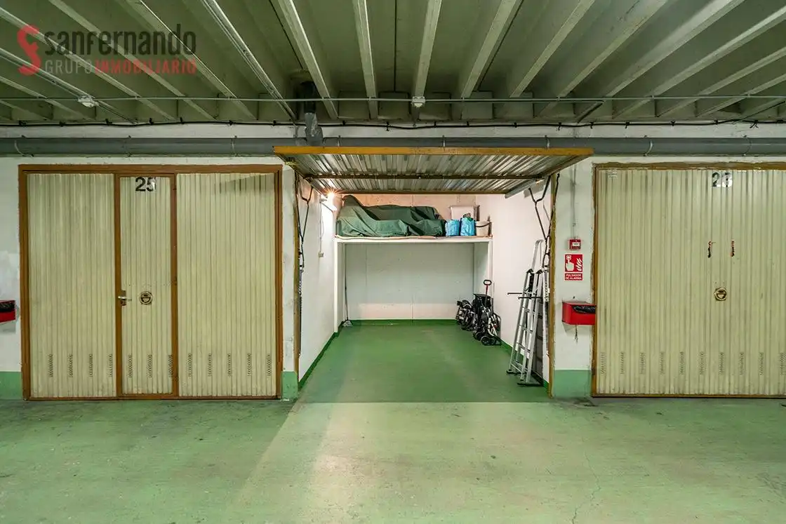 Parkplatz von Maisonette zum Verkauf in Santander mit Heizung und Balkon