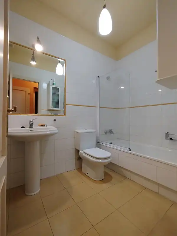 Baño de Piso en venta en A Coruña Capital  con Calefacción