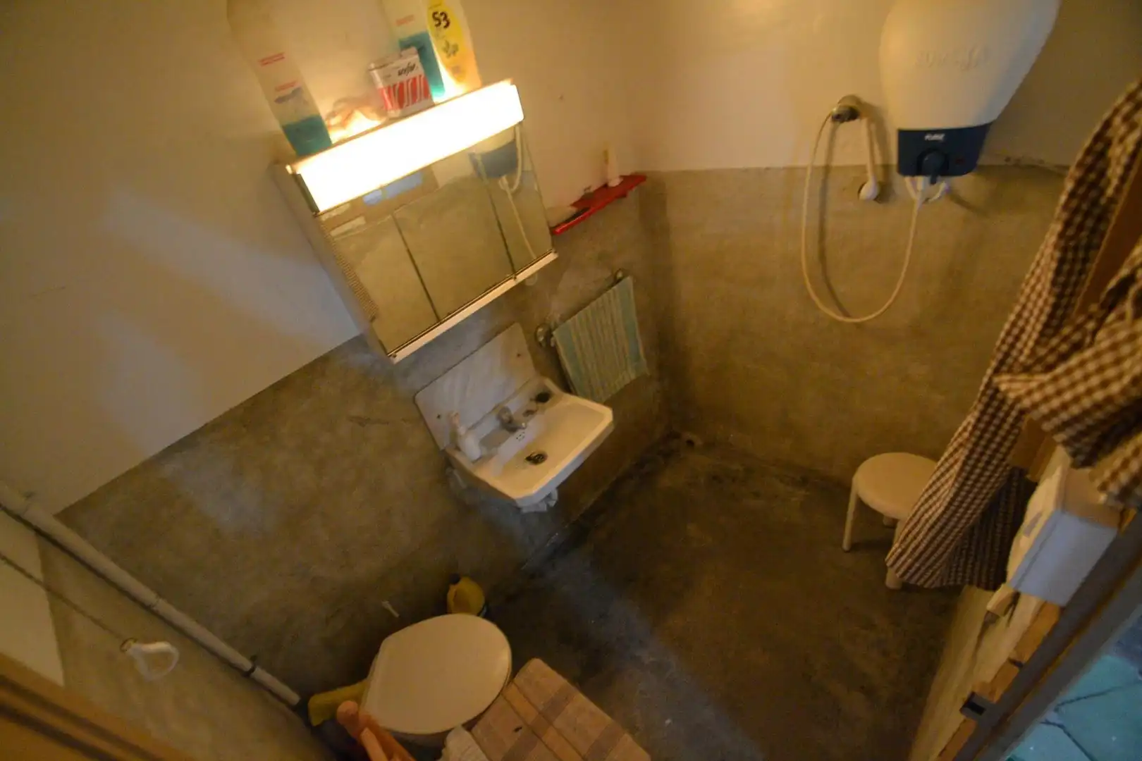 Badezimmer von Einfamilien-Reihenhaus zum Verkauf in Ulldecona mit Terrasse, Abstellraum und Balkon