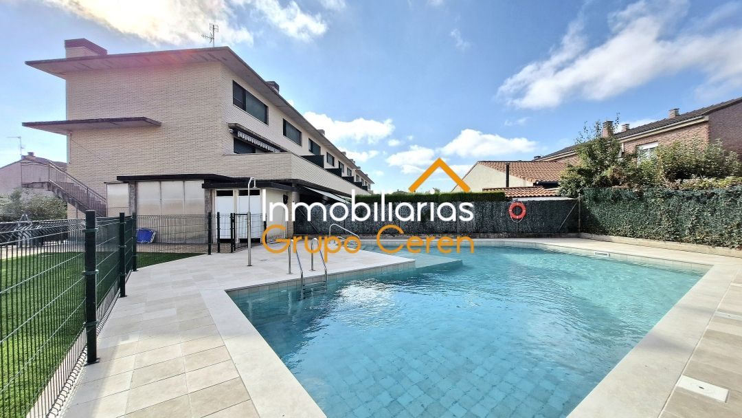Exterior view of Duplex for sale in Alesanco  with Heating, Terrace and Storage room