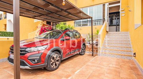 Foto 2 de Casa adosada en venda a Calle Taray, 12, Los Montesinos, Alicante