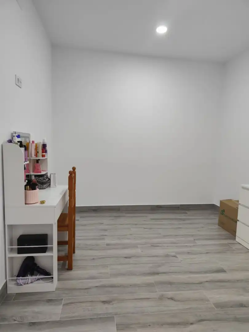 Wohnung zum Verkauf in Hinojos mit Terrasse und Abstellraum