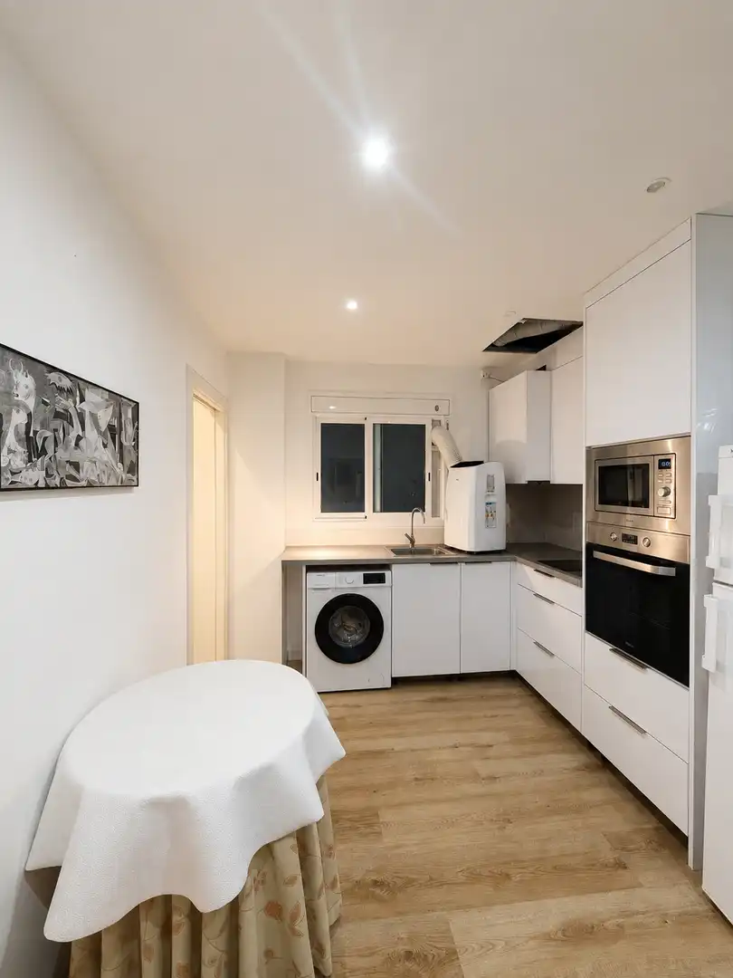 Kitchen of Flat for sale in Barcelona
