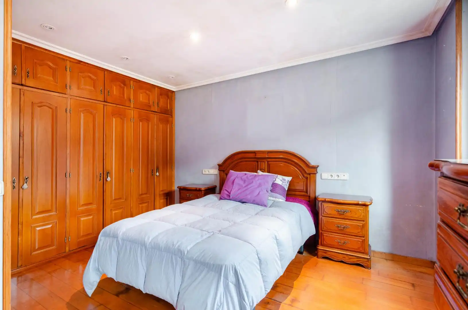 Habitación de Casa o chalet en venta en Oviedo  con Calefacción, Jardín privado y Terraza
