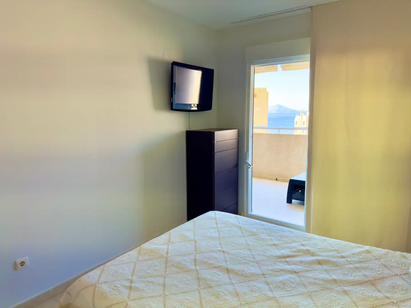 Dormitori de Apartament en venda en Calpe / Calp amb Aire condicionat, Calefacció i Terrassa