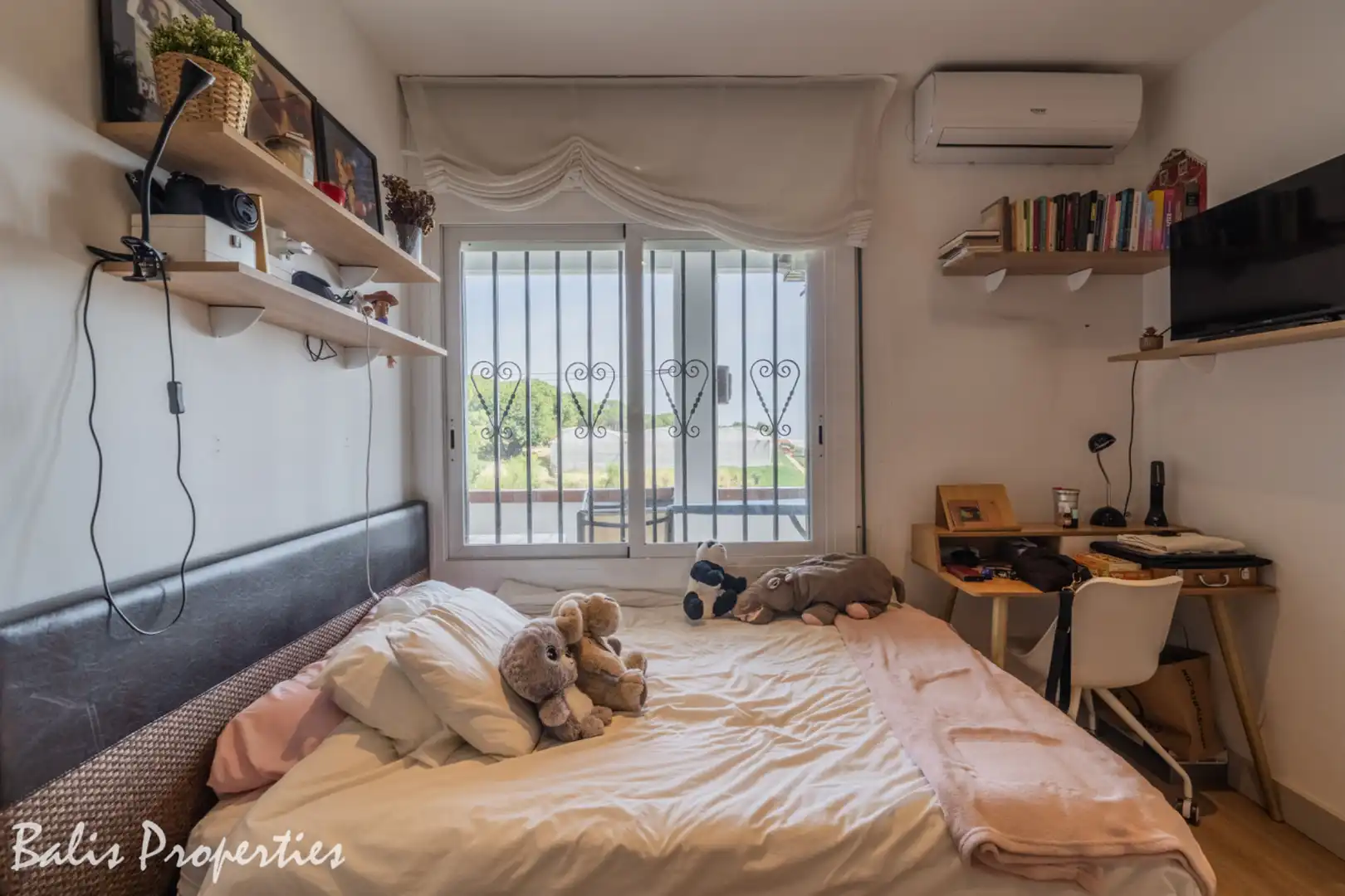 Habitación de Casa o chalet en venta en Cabrils con Aire acondicionado, Calefacción y Jardín privado