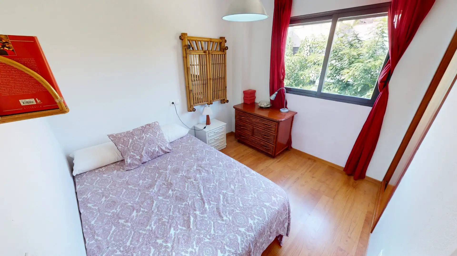 Dormitori de Casa o xalet en venda en El Campello amb Aire condicionat, Calefacció i Jardí privat