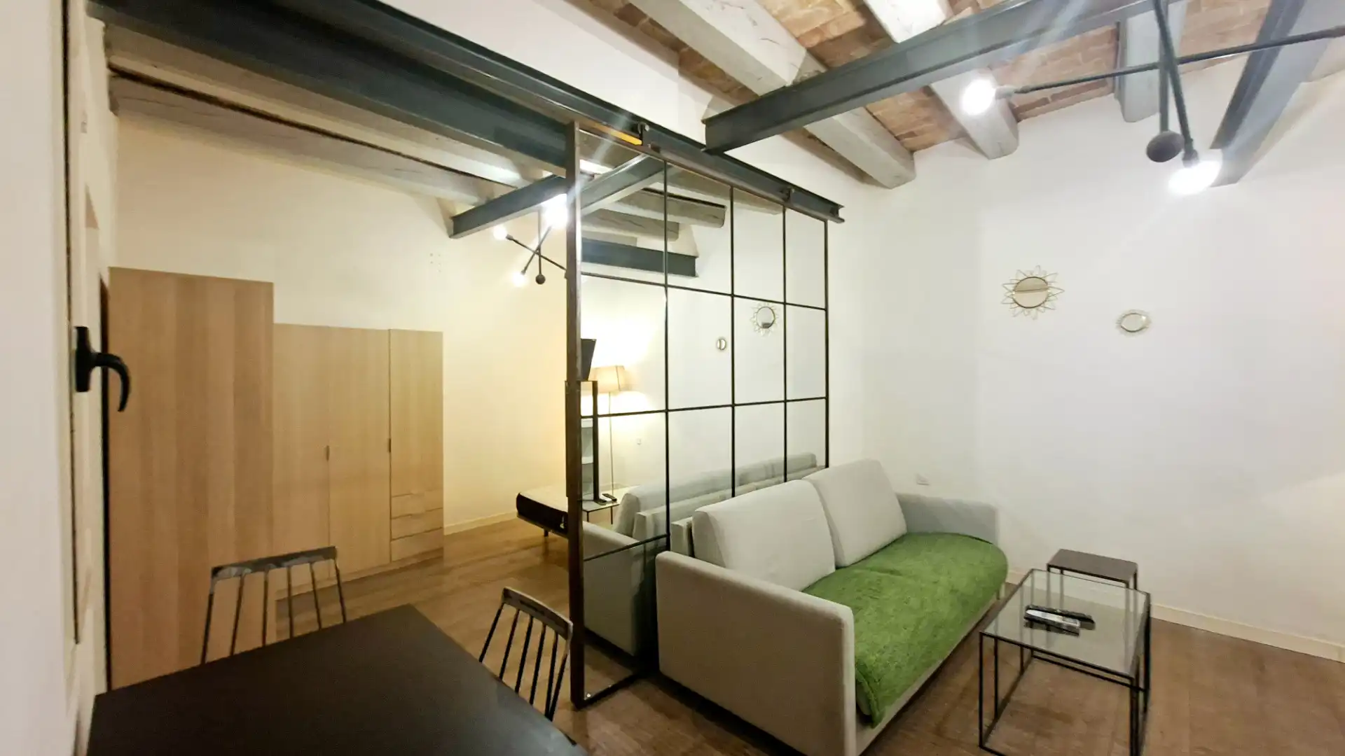 Sala de estar de Apartamento de alquiler en  Barcelona Capital con Aire acondicionado, Calefacción y Terraza