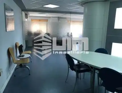 Bureau avec ascenseur à vendre à DIAGONAL