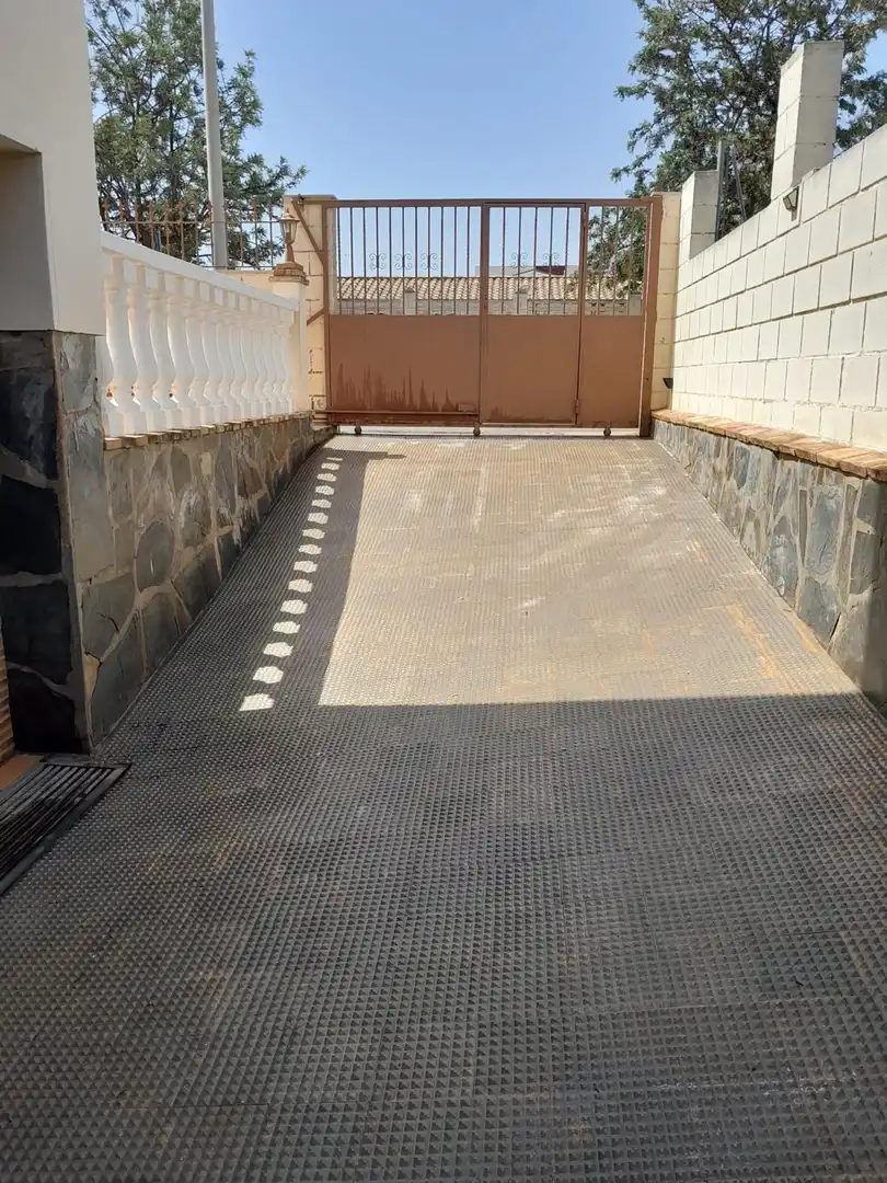 Parking de Casa o chalet en venta en Sueca con Aire acondicionado, Terraza y Trastero