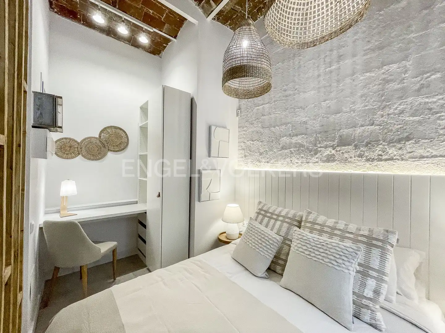 Habitación de Piso de alquiler en Barcelona con Aire acondicionado, Calefacción y Amueblado