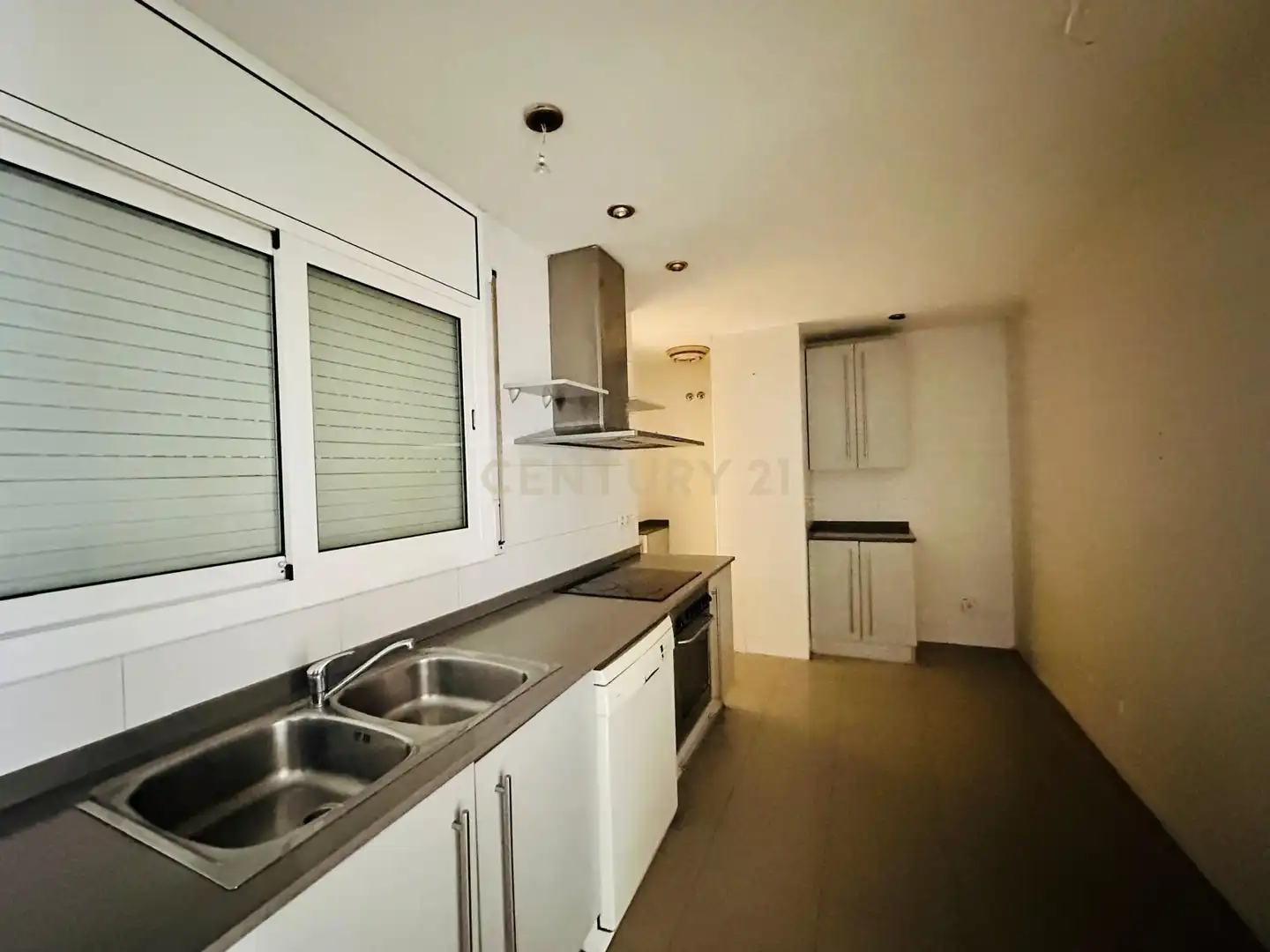 Kitchen of Flat for sale in Sabadell