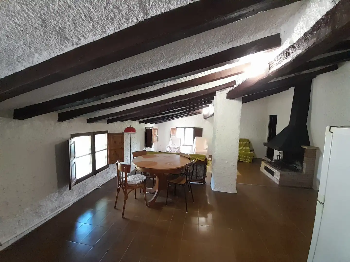Comedor de Finca rústica en venta en La Vall de Bianya con Calefacción, Terraza y Trastero