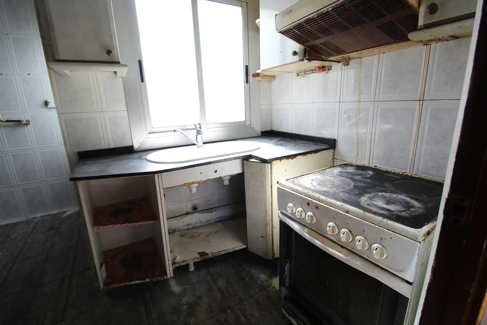 Cocina de Piso en venta en Santa Perpètua de Mogoda con Balcón